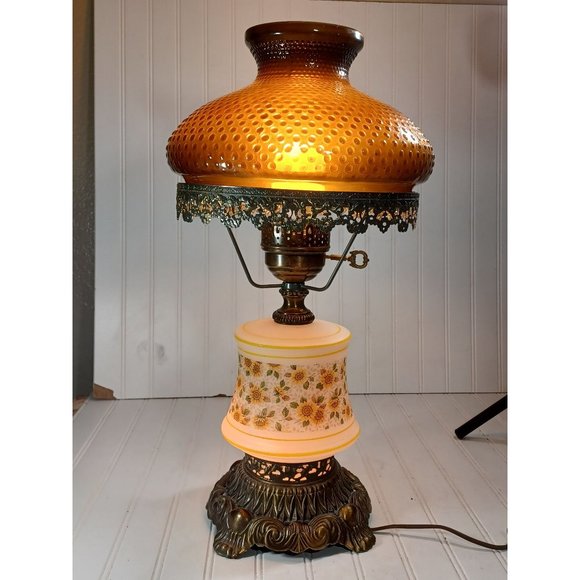 Gone With The Wind Amber Hobnail Glass Daisy 3 Way Electric Hurricane Table Lamp - Picture 8 of 9